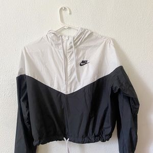Nike windbreaker jacket with zip up and tie